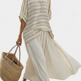 Set od lanenog bambusa Daisy s elegantnom prugastom majicom i lepršavim hlačama za moderni i udoban stil