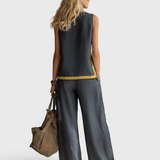 Leila | Elegantni set s modernim rubom